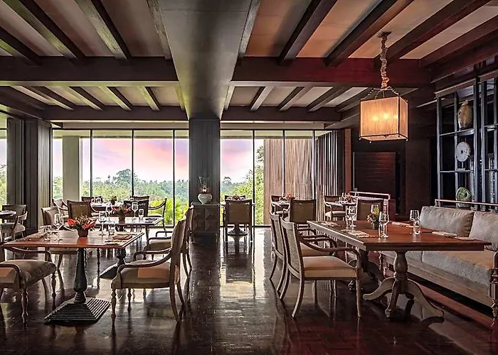 ホテル Anantara Ubud 5*