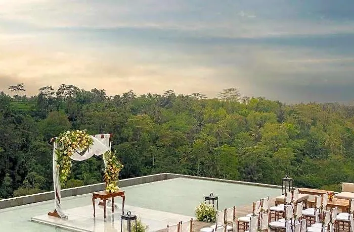 ホテル Anantara Ubud 5*