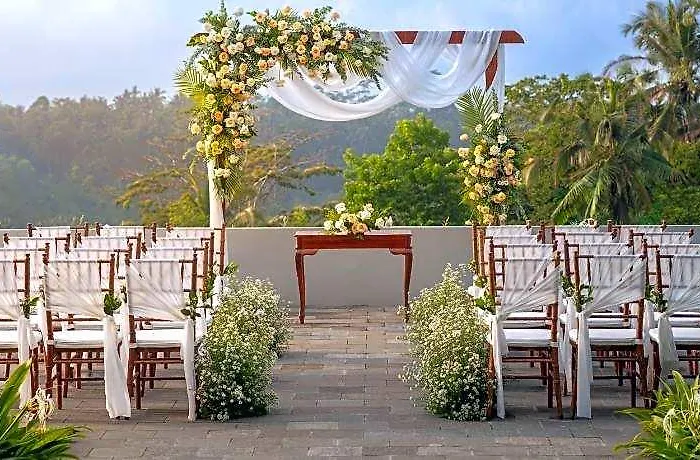 ホテル Anantara Ubud